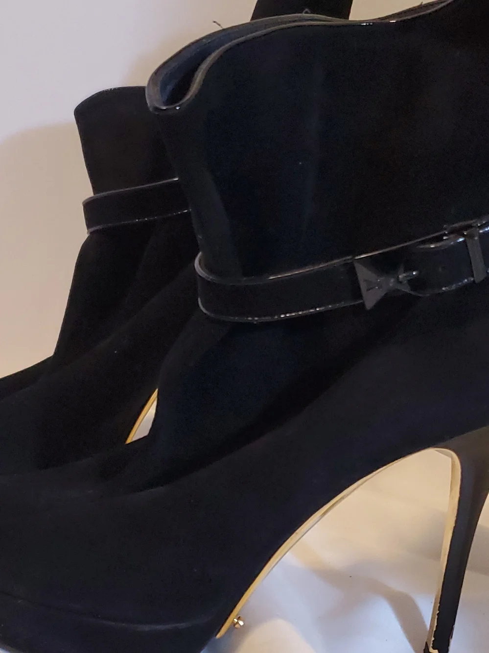 Authentic Louis Vuitton Women's Black Suede Ankle Strap Stiletto Heels Size 38.5 - Picture 6 of 16
